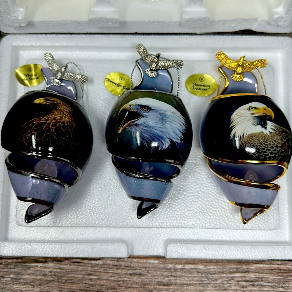 9th Issue in the On Eagles Wings Heirloom Porcelain Bradford Exchange Ornaments‌
